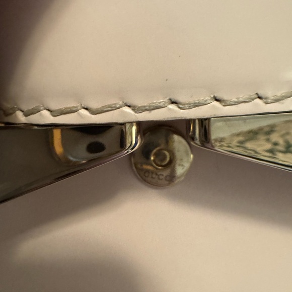 Gucci Authentic Python Shoulder Bag RARE Collectors Piece - Picture 7 of 10